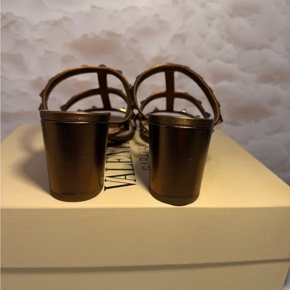 Valentino Garavani Women's Tan Studded Sandals - Picture 4 of 9